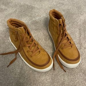 GIRLS SHOES